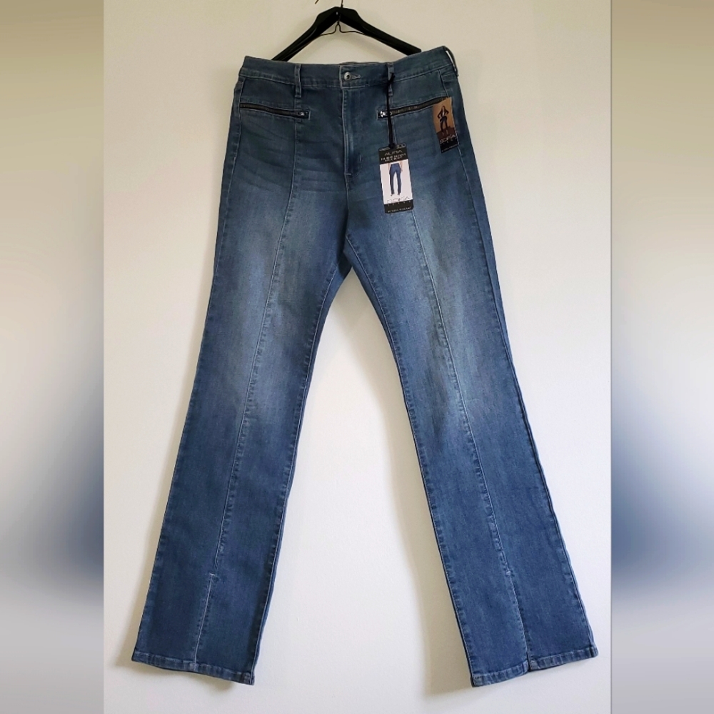 NWT High rise skinny kick boot jeans size 12